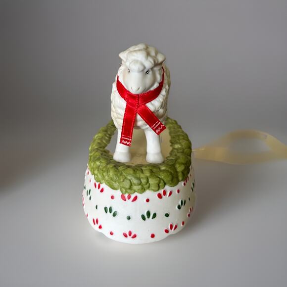 Vintage Ceramic Schmid Music Box Sheep/ Lamb. 1985. Plays Joy To The World. - Picture 2 of 5